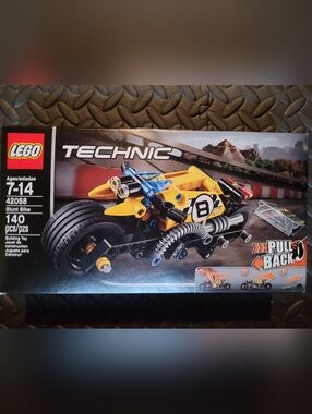 LEGO TECHNIC: Stunt Bike (42058) New and Factory Sealed, Retired & Rare